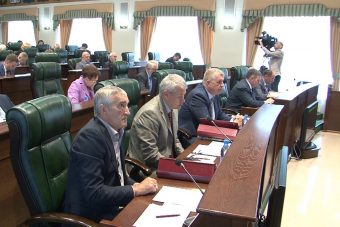 В Тверской области утвердили детского омбудсмена и новую модель пассажирских перевозок