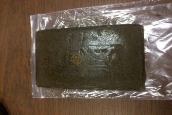 Поставщиков крупных партий наркотиков и фальшивых денег в Тверской области будут судить