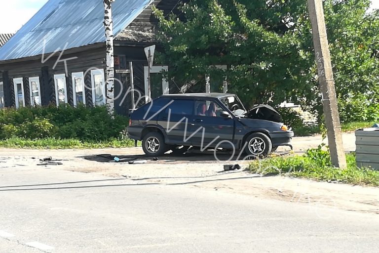 Лобовое ДТП в Вышнем Волочке. Погибла женщина