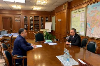 Виталий Мутко и Игорь Руденя обсудили систему ЖКХ и экологию в Тверской области