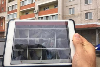 В доме в Пролетарском районе установили систему видеонаблюдения