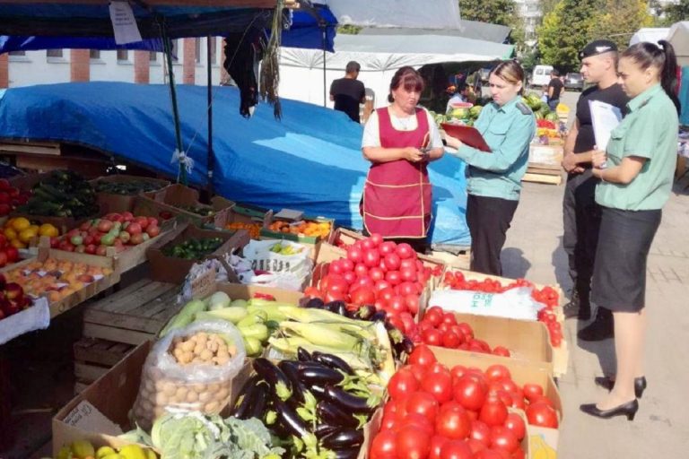 В Твери выявляли факты несанкционированной уличной торговли
