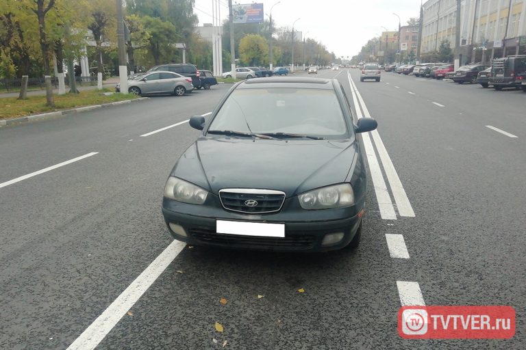 На новой дорожной разметке в Твери не помещаются автомобили