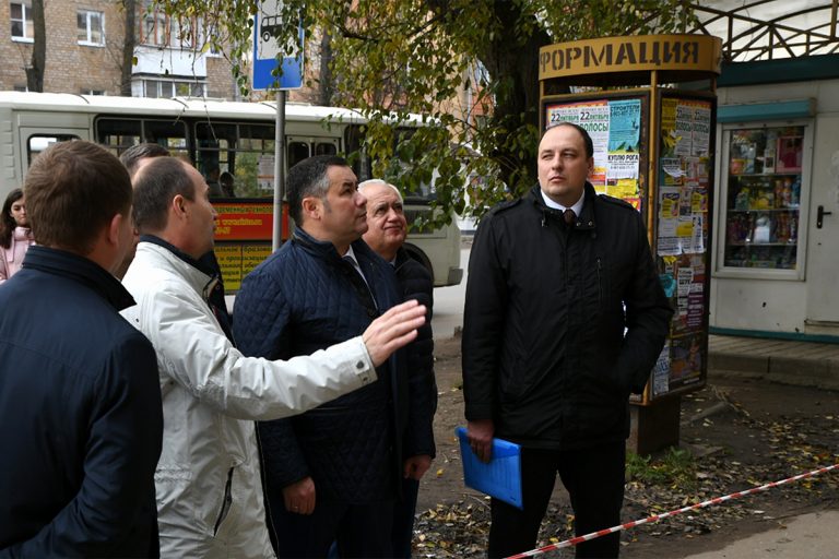 Губернатор Тверской области проконтролировал капремонт домов в Ржеве