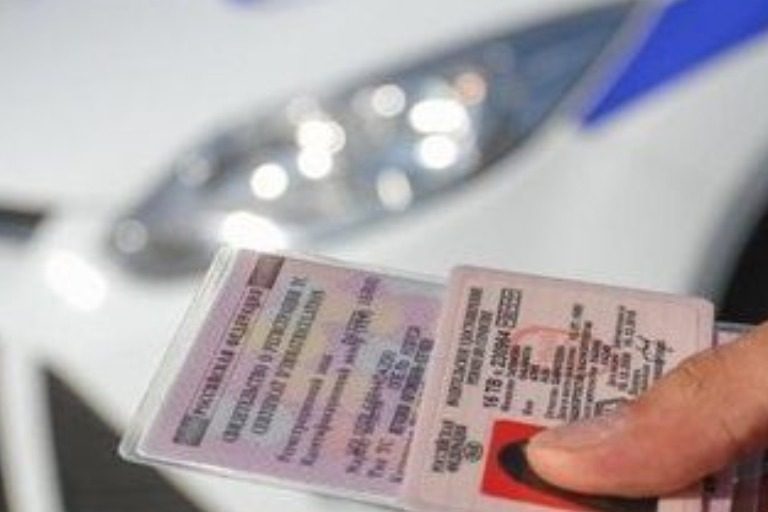 Житель Тверской области использовал поддельное водительское удостоверение и заработал судимость