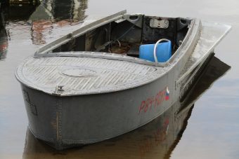 Под Осташковом обнаружена лодка, на которой уплыли двое пропавших мужчин