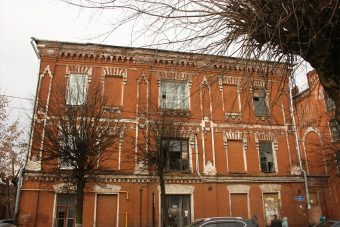 В Морозовском городке в Твери ликвидируют последствия пожара
