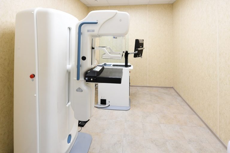 Светлана Медведева и Игорь Руденя открыли медицинский центр «Белая роза» в Твери