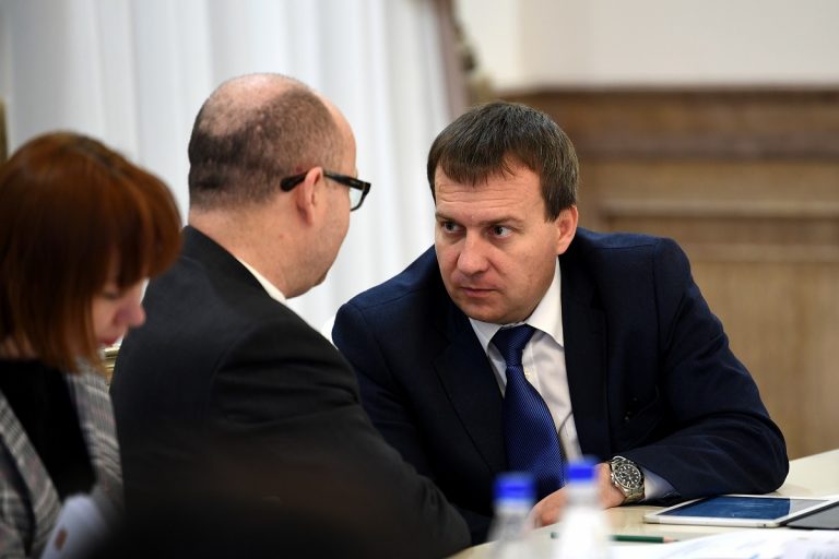 Госуслуги в Тверской области можно будет получить по социальной карте "Мир"