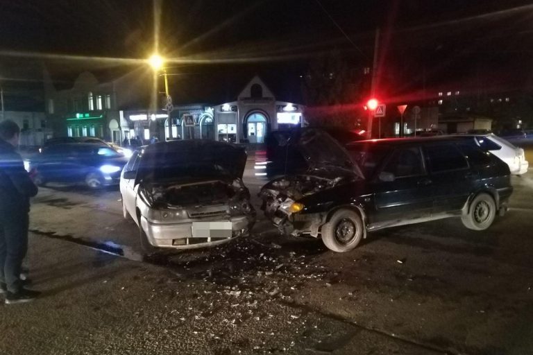 Две девушки пострадали в ДТП в Ржеве