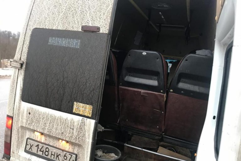 Тверские автоинспекторы провели массовую проверку автобусов на дороге Тверь – Ржев