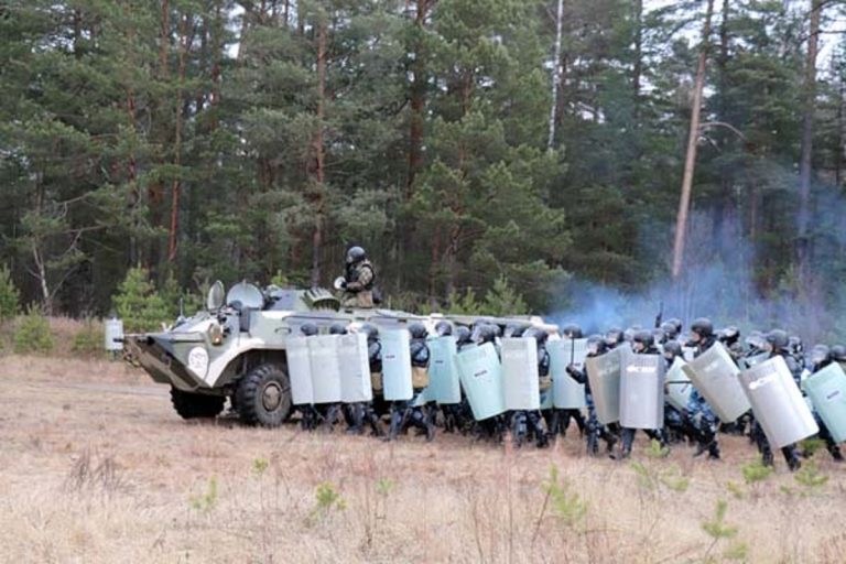 Под Тверью подавляли "бунт осужденных"