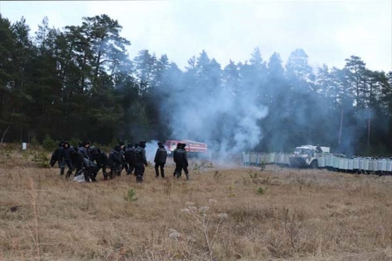 Под Тверью подавляли "бунт осужденных"