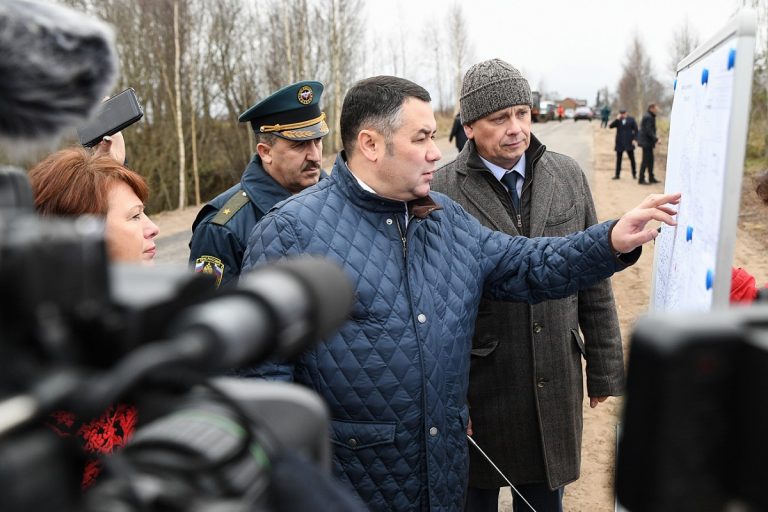 Под Вышним Волочком полностью восстановлен размытый участок дороги