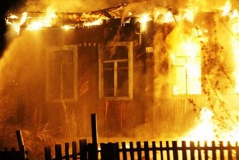 Пожар в Сандовском районе унес жизнь мужчины