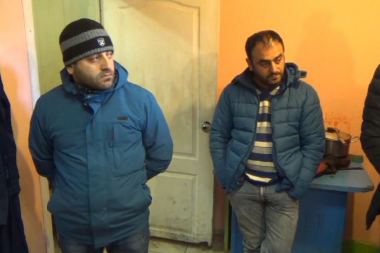 В Твери осудили азербайджанцев, торговавших контрафактным алкоголем и сигаретами
