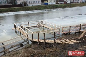 В Тверской области утонула крещенская купель