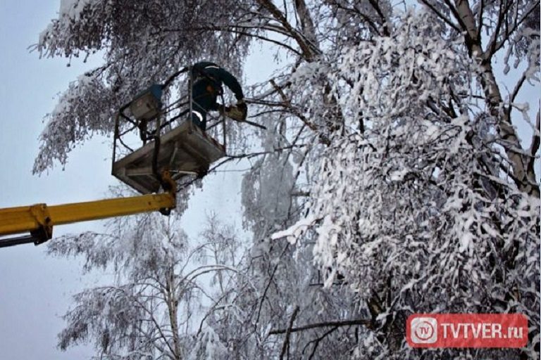 Электроснабжение в Тверской области после стихии полностью восстановлено