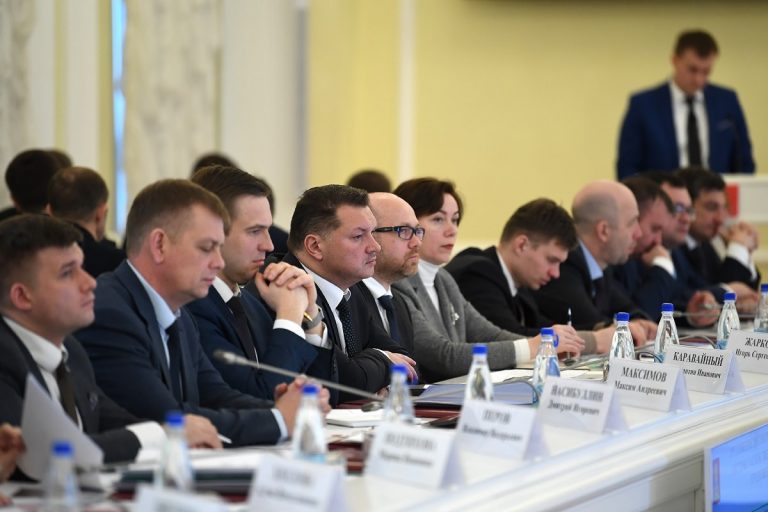 Правительство Тверской области заключило госконтрактов почти на 32,5 миллиарда рублей