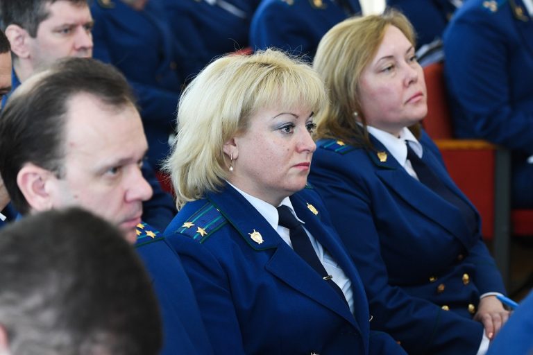 Губернатор Тверской области призвал прокуратуру проявить принципиальную позицию по фактам нарушения законодательства