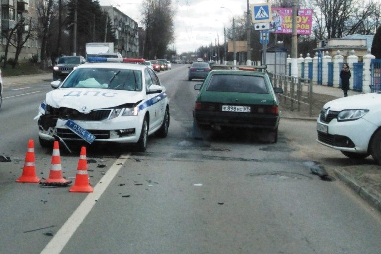 В Тверской области будут судить водителя золотой "Ауди", виновника громких дорожных скандалов