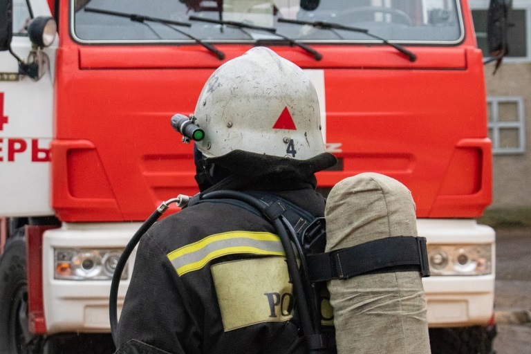 Легковушка горела возле АЗС в Пролетарском районе Твери