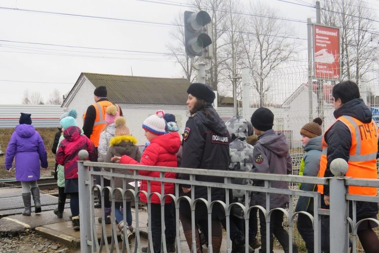 В поселке Новозавидовский прошел «Урок безопасности»