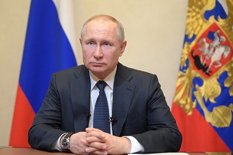 Президент РФ обозначил меры по преодолению сложной эпидемиологической и экономической ситуации