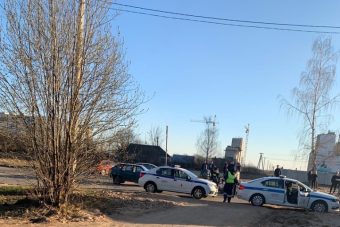 В Твери подростки на легковушке протаранили автомобиль и попытались сбежать с места ДТП