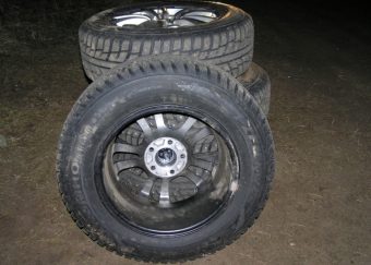 В Тверской области рецидивист оставил автовладельца без дорогих литых дисков