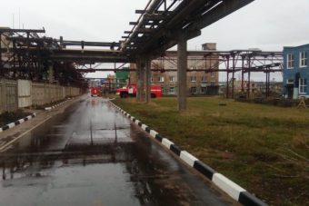 На заводском складе с бромом в Тверской области произошел хлопок с выбросом дыма