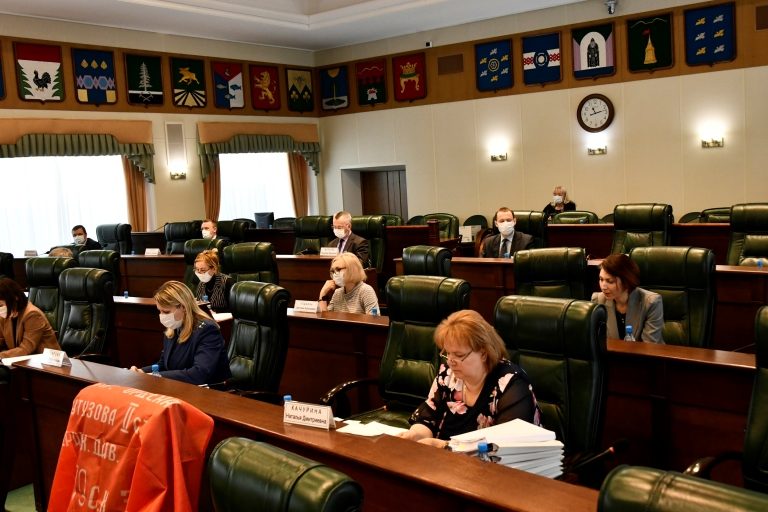 Использование копии Знамени Победы регламентируют в региональном законе Тверской области