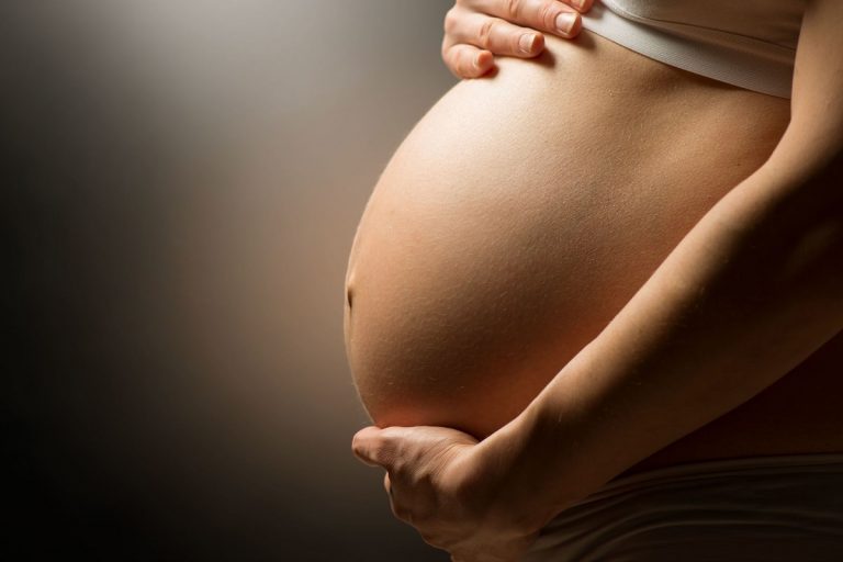В Тверской области на время ограничительного периода введен особый порядок госпитализации беременных