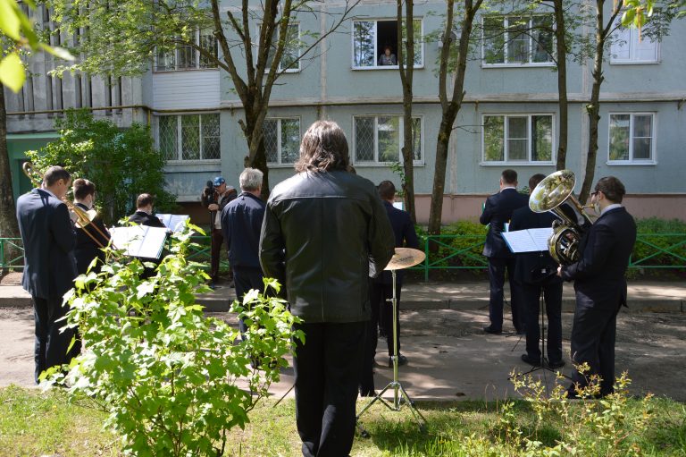 Cо столетием ветерана Великой Отечественной войны Фаину Терентьеву поздравил Игорь Руденя