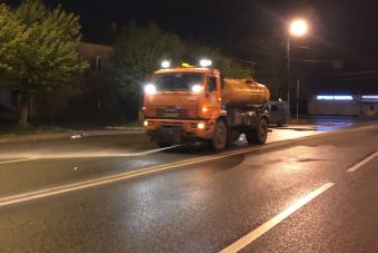 В Твери продолжают ремонт улиц горячим асфальтобетоном
