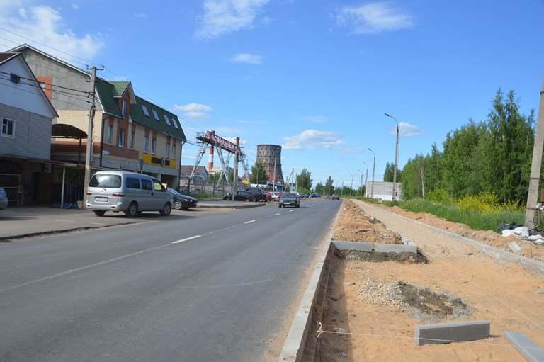 В Твери продолжают ремонтировать городские дороги