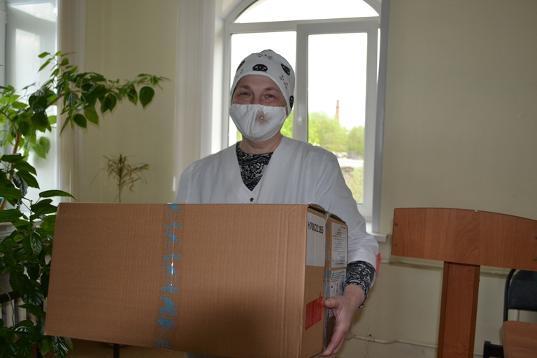Кимрская фабрика доставила в новый инфекционный госпиталь Твери средства индивидуальной защиты