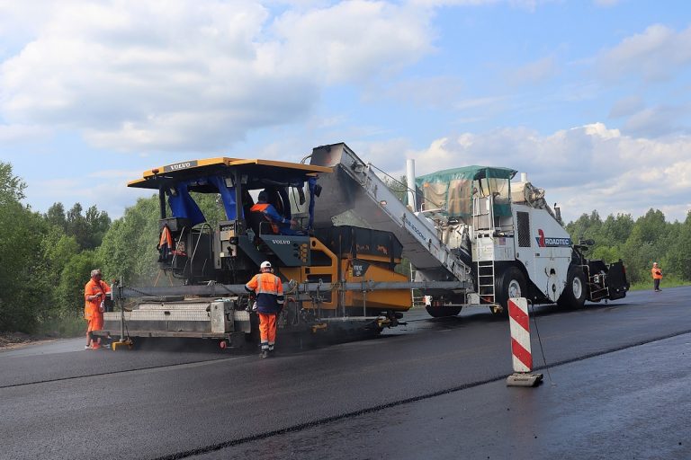 Продолжается ремонт дороги Тверь - Бежецк - Весьегонск