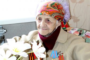 Игорь Руденя поздравил со столетием ветерана Великой Отечественной войны Марию Макарову