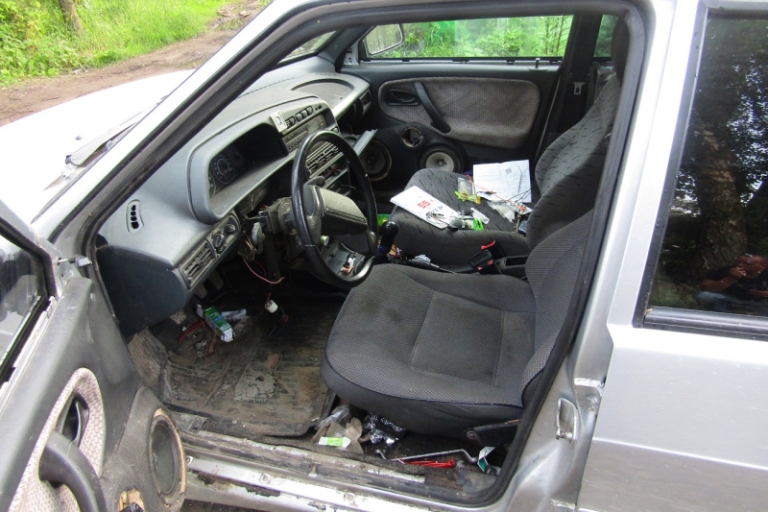 Жительница Твери попросила рецидивиста отремонтировать автомобиль и пожалела об этом