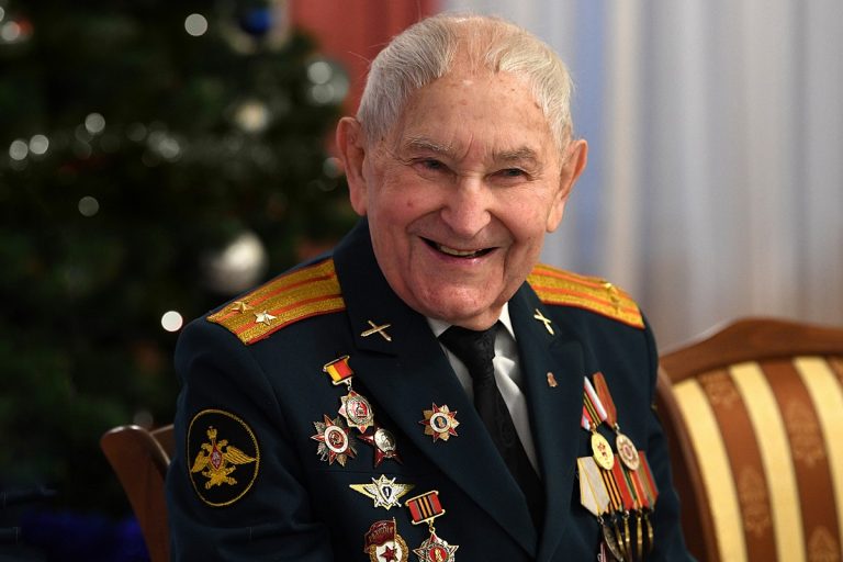 Президент РФ наградил орденами пятерых ветеранов из Тверской области