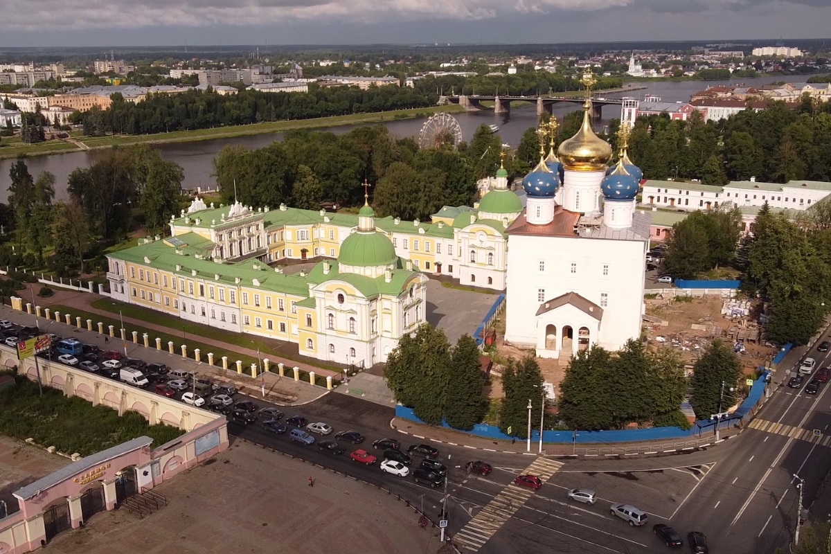 10-летняя девочка подарила Твери свою первую песню