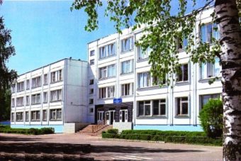 В Тверской области в лицее приняли на работу бывшего сотрудника казначейства и пожалели об этом