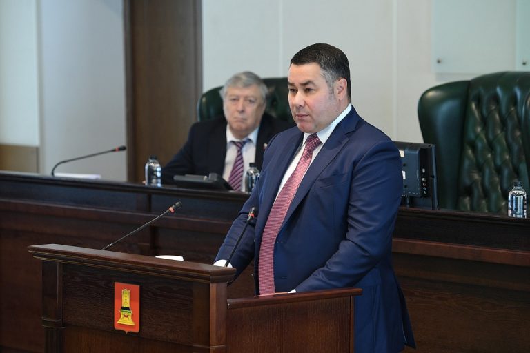 Губернатор Игорь Руденя отчитался перед региональным парламентом об итогах 2019 года