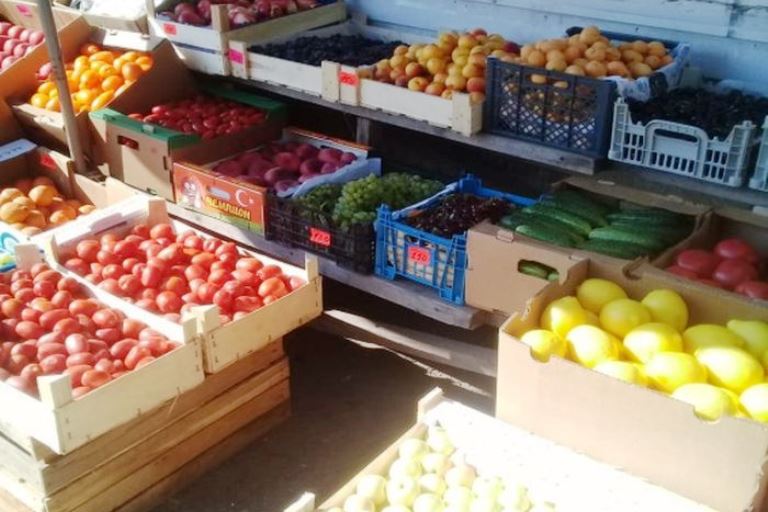 В Тверской области торговали сомнительными арбузами, дынями, томатами и абрикосами