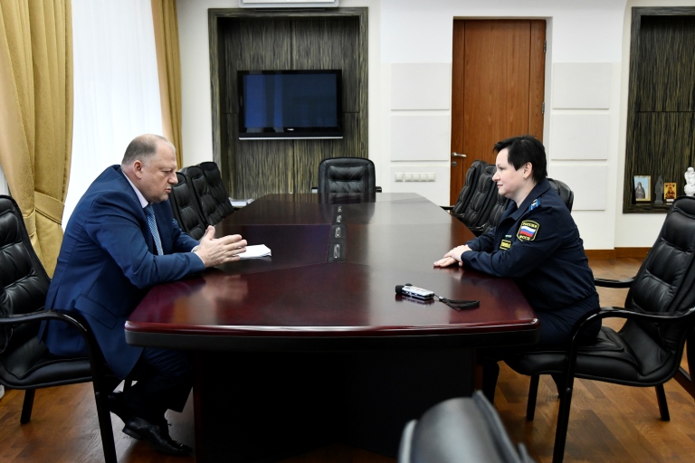 Сергей Голубев провел встречу с руководителем регионального УФССП
