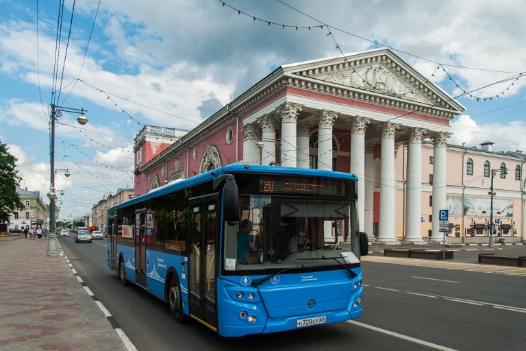 Жителям Твери предлагают следить за соблюдением правил водителями автобусов