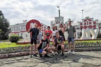 Студентов из Вологды отправили к свиньям в Тверскую область