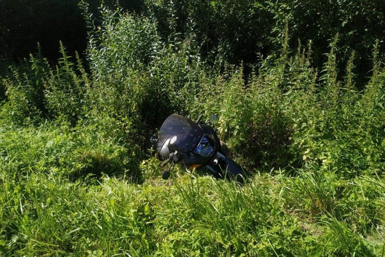В Тверской области опрокинулся пьяный мотоциклист