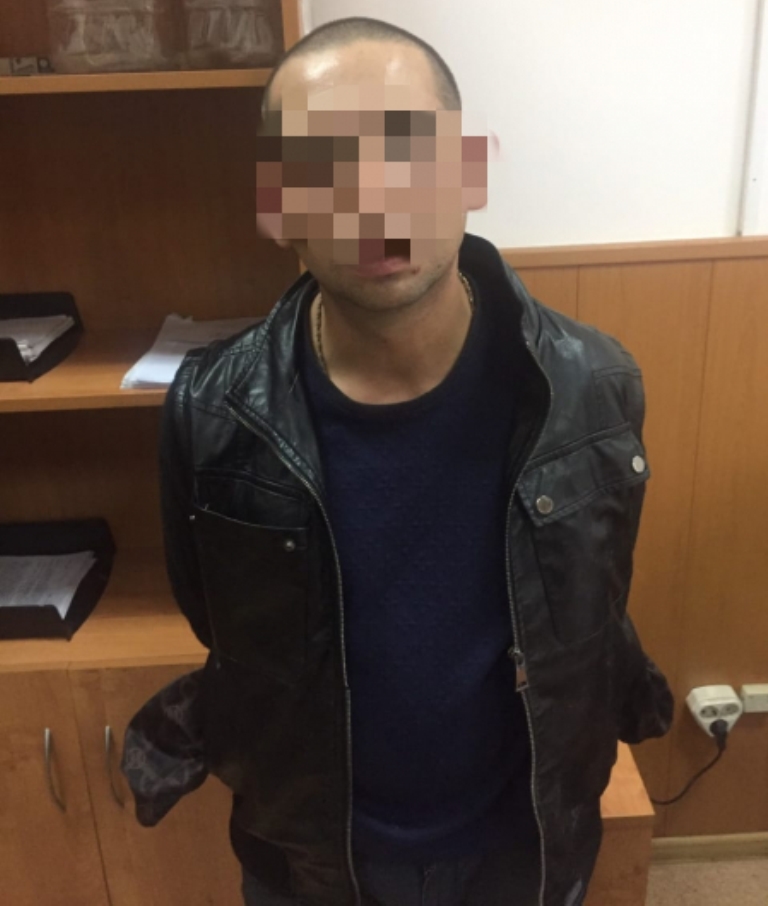 Жителя Твери задержали с пятью свёртками героина